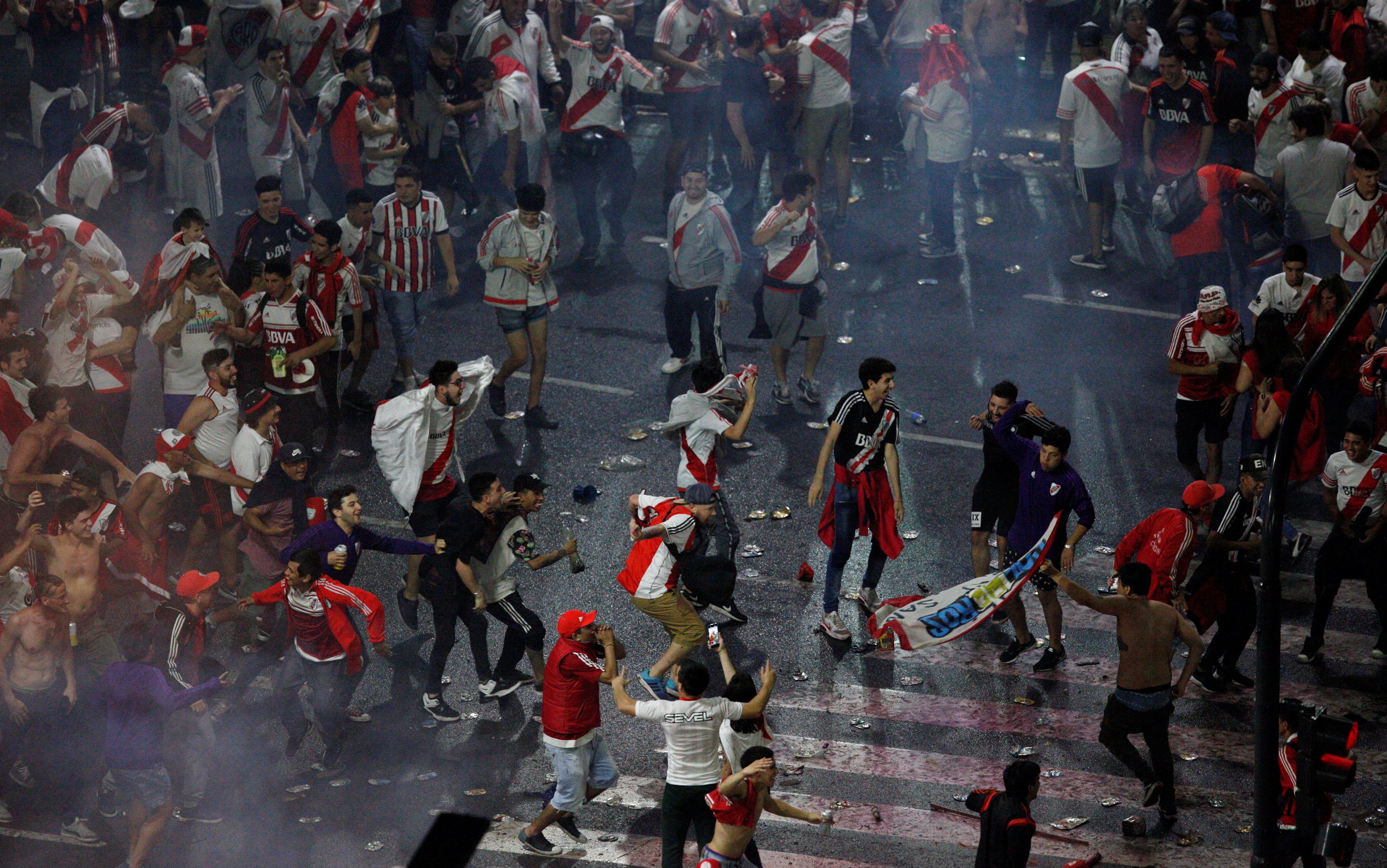 Navijači River Platea