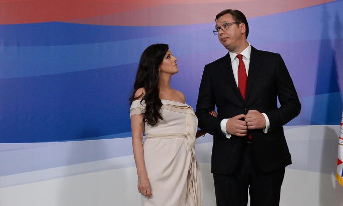 Kad su se svi razišli Tamara je pogledala u Vučića i uradila OVO (FOTO) |  Najnovije vesti - Srbija danas