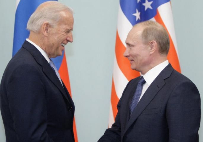 Džo Bajden i Vladimir Putin
