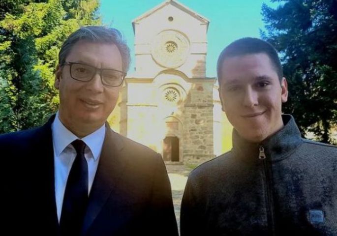 Vučić sa Danilom posetio manastir