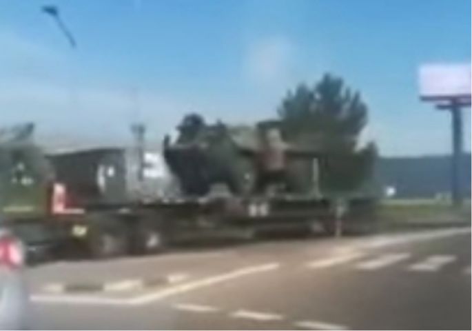 Francuski oklopni transporteri u Ukrajini
